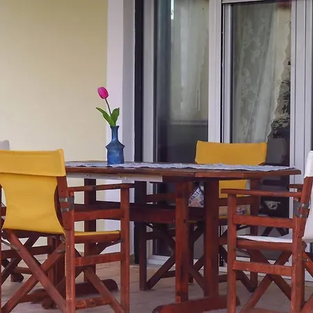 Rania: ευάερη με θέα τη θάλασσα Villa