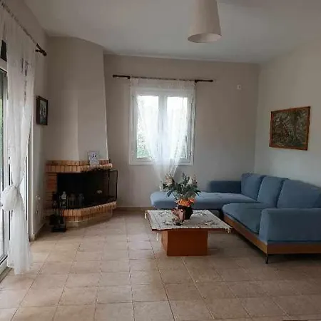 Villa Rania: ευάερη με θέα τη θάλασσα