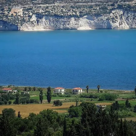 Rania: ευάερη με θέα τη θάλασσα *